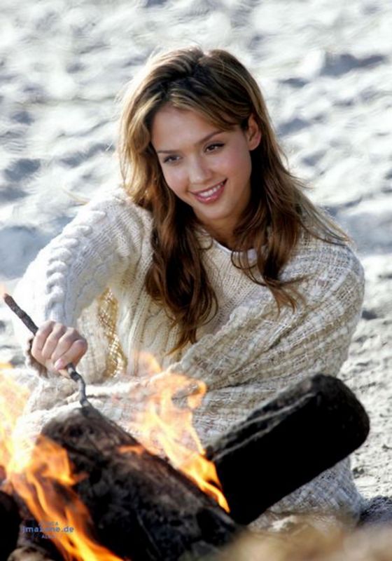 82800.free.fr wallpapers Jessica_Alba_wallpaper Jessica_Alba_pictures05.free.fr 02 jessica-alba-31